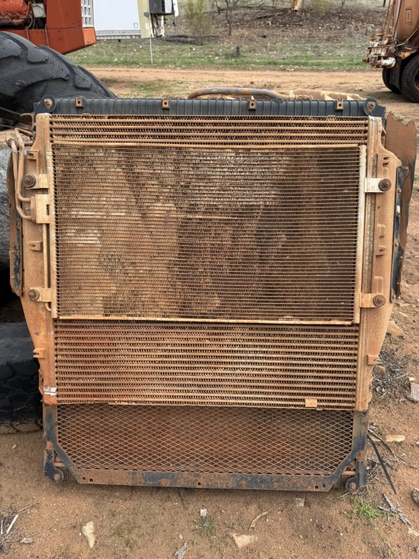 Fl150 Loader Radiator NextGen Auctions & Marketplace | Freightliner FLX Ra...