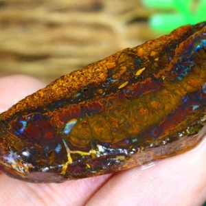 Koroit Boulder Opal Rough 016