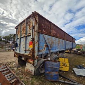 High Sided Tipper