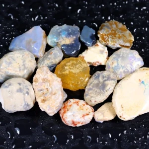 Lightning Ridge Dark opal rough parcel 044