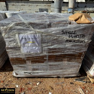 Pallet of soap holders