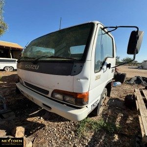 Isuzu 300