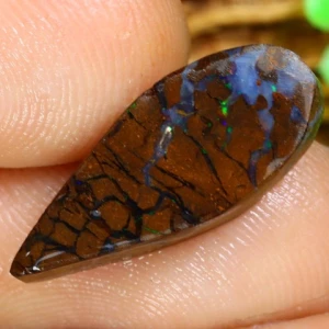 Boulder Opal preformed rough piece 024