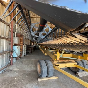 2016 Built in 2018 Macdon Header front