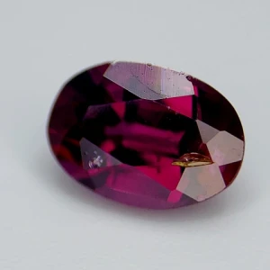 1ct Natural Grape Garnet 303