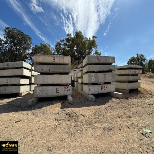 Lot of 10 large concrete blocks