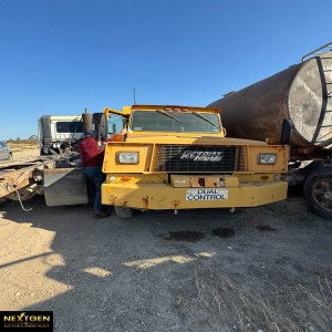 Mobil Sweeper truck