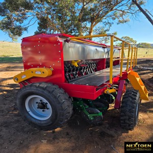 Agritrac Seeder 25 row end tow seeder