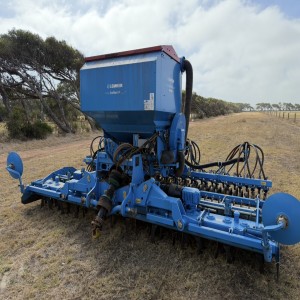 2022 Lemken Zirkon Seeder