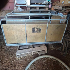 Hecton Products Sheep handler race