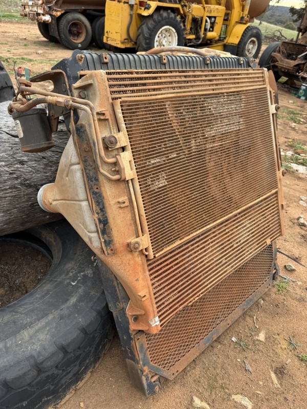 Fl150 Loader Radiator NextGen Auctions & Marketplace | Freightliner FLX Ra...